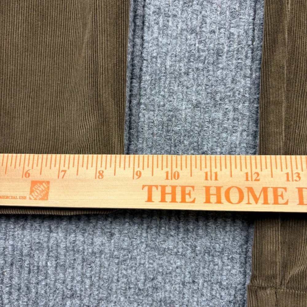 Dockers Pants Mens W36 L30 Pleated Relaxed Fit Corduroy Brown Cuffed Cotton